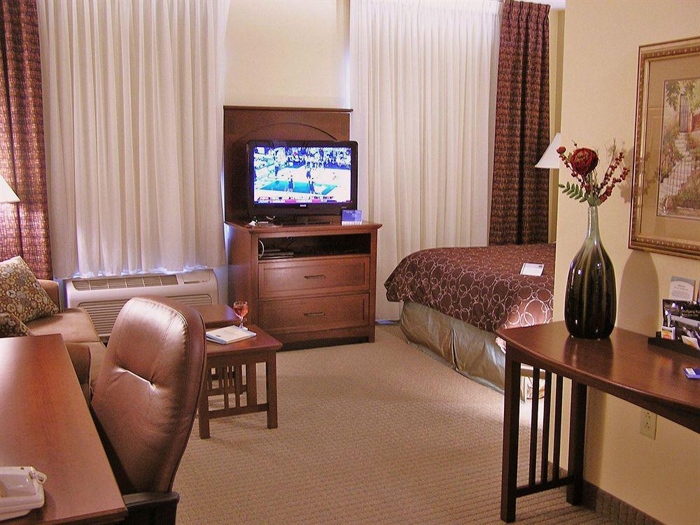 Staybridge Suites Harrisburg-Hershey By Ihg Habitación foto